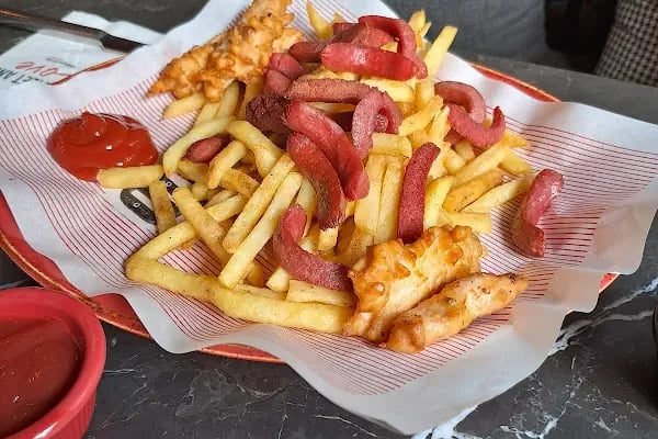 Patlıcan Cafe & Restaurant - Resim 14