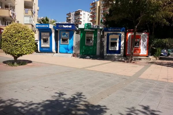 Yapı Kredi Bankası ATM - Kurttepe Şubesi 1 - Resim 4