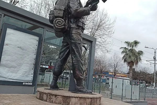 Doğu Kışla Gençlik Parkı - Resim 6