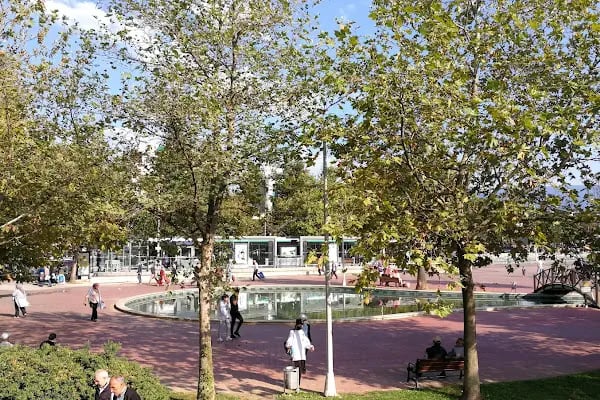 Doğu Kışla Gençlik Parkı - Resim 14