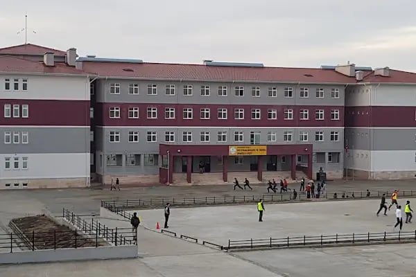 Ahi Evran Mesleki Ve Teknik Anadolu Lisesi - Resim 2