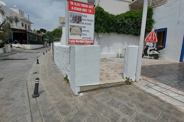 Historical (Turkish bath ) Tarihi Bardakçı Hamamı - Resim 9