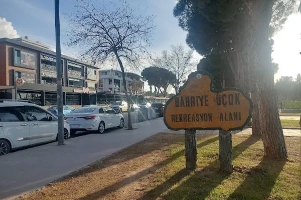 Bahriye Üçok Parkı - Resim 14