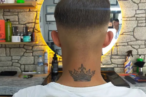 SALOON YAMAN ( YAMAN ERKEK KUAFÖR ) - Resim 3