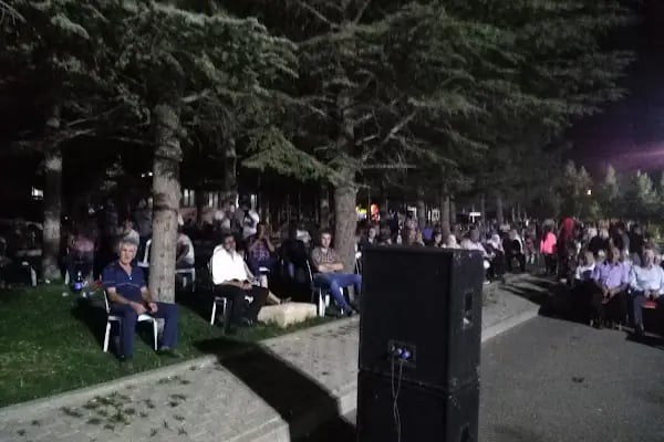 Karabağ Parkı - Resim 15