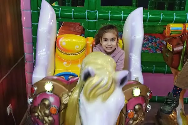 Gökkuşağı Eğlence Merkezi - Resim 20