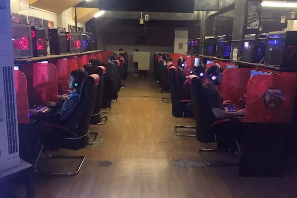 Kestel İnternet Cafe Ve Oyun Salonu Barannet - Resim 2