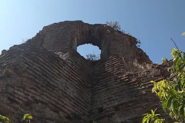 Tarihi Kilise - Çiftlikköy - Resim 12