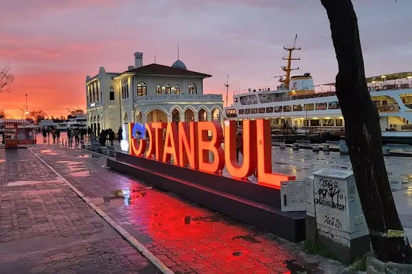 Beşiktaş Adalar İskelesi - Resim 6