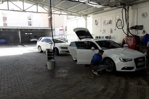 AYNALILAR OTO TEMİZLİK SERVİSİ - Resim 5