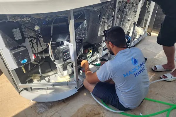 MARKAPOOL HAVUZ Kimyasalları Betonarme, Prefabrik Lineer Panel Havuz, Polyester Hazır Havuz Kurulumları Bakım Tadilat işleri - Resim 19
