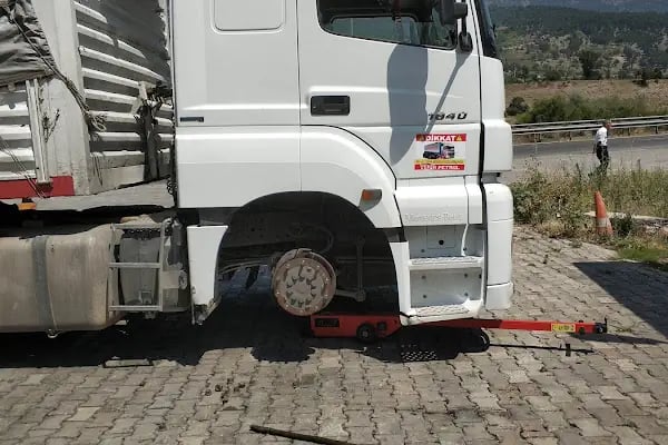 Ali Usta Oto Lastik Tamircisi - Pozanti Lastikçi - Resim 3
