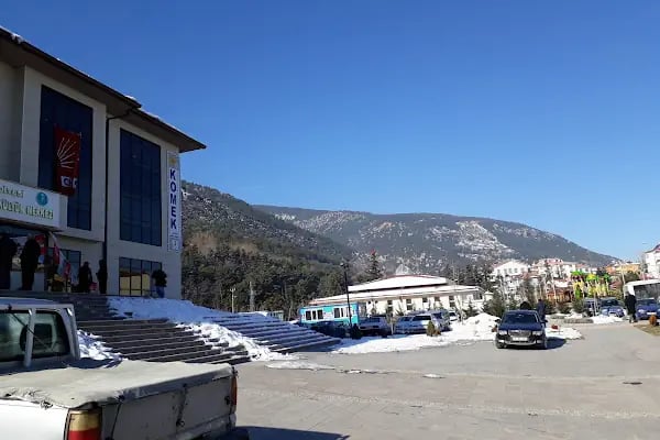 Akşehir Şehit Ömer Halisdemir Kültür Merkezi - Resim 8