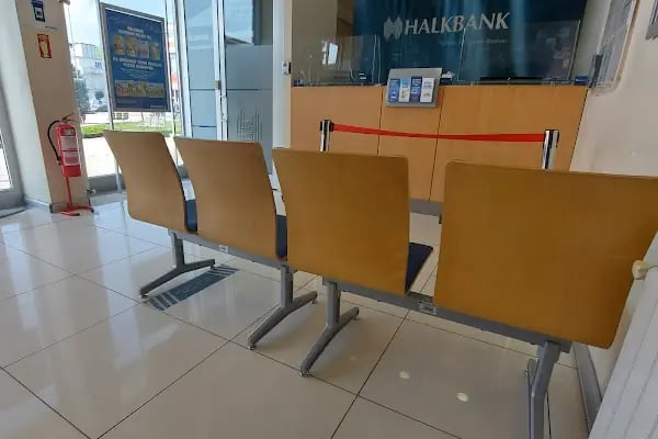 Halkbank Arifiye Şubesi - Resim 3