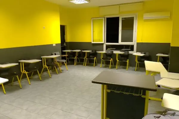 English Time Dil Okulları - Resim 5