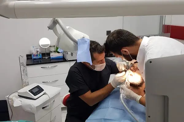 Özel Gazi Ata Ağız ve Diş Sağlığı Polikliniği Gaziemir - Resim 6