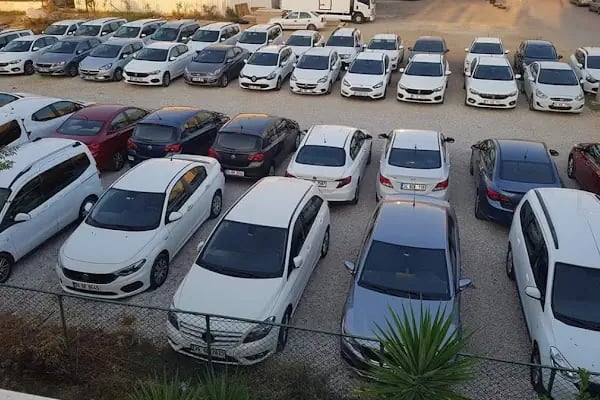 First Rent A Car - Resim 2