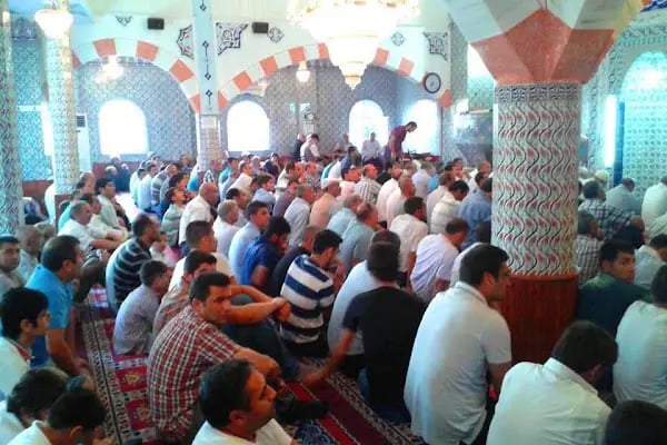 Bağcılar Göztepe Allah-u Ekber Camii (Ehlibeyt) - Resim 10