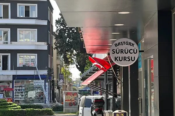 Baştürk Sürücü Kursları Buca Heykel Şubesi - Resim 5