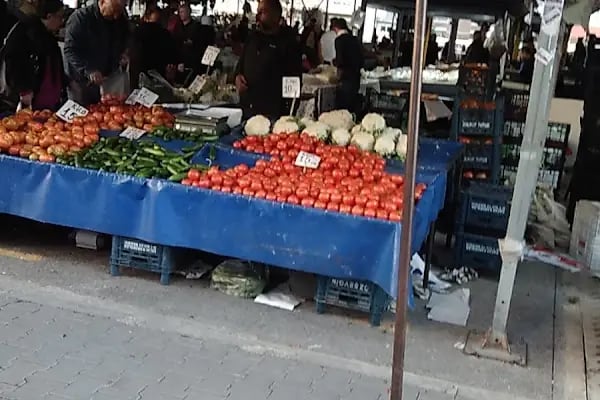 Mezitli Salı Semt Pazarı - Resim 2