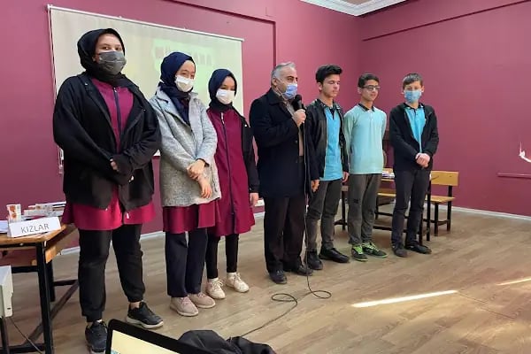 Hüsniye Özdemir İmam Hatip Ortaokulu - Resim 8