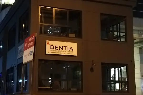 Dentia Diş Kliniği - Resim 11