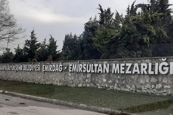 Emirsultan Mezarlığı - Resim 12