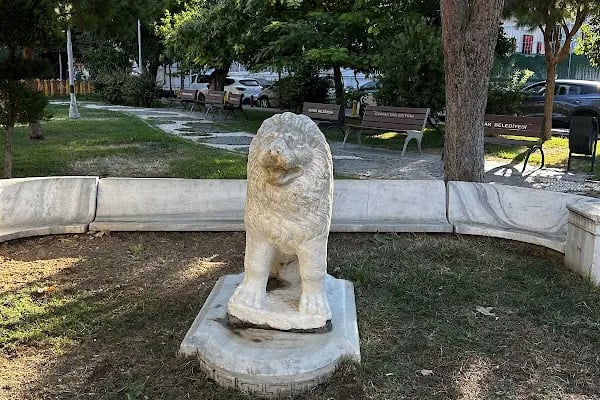 Fuat Göztepe Parkı - Resim 8