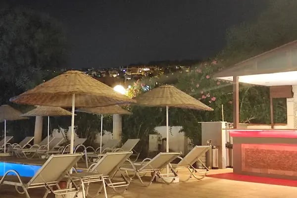 Bitez Beach Bar - Resim 7
