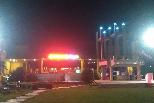 Bitez Beach Bar - Resim 12