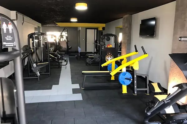 Flexigym Fitness &amp; Pilates &amp;Tenis Club - Resim 2