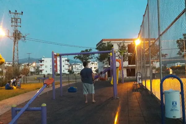 Children's playground - Resim 2