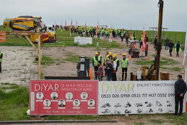 Operatörlük Kursu Diyarbakır Diyar iş makinaları ve operatörlük Kursu - Resim 17