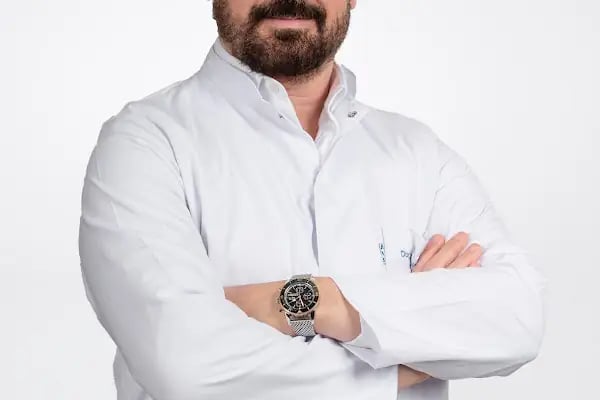 Doç. Dr. Bülent Köse Nişantaşı Kliniği - Resim 1