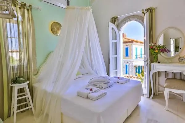 Alaçatı Cumbalı Konak Otel - Resim 9