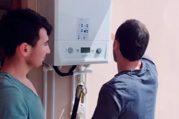Bergama Sigma Mühendislik Dikili-Kınık-Kombi-Petek-Klima-Doğalgaz-Isı Pompası-EPDK Yetkili Firma-Güneş Enerji Sistemleri - Resim 8