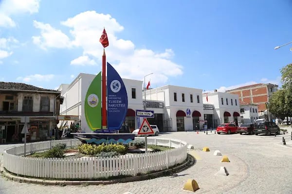 Sakarya Uygulamalı Bilimler Üniversitesi Turizm Fakültesi - Resim 6
