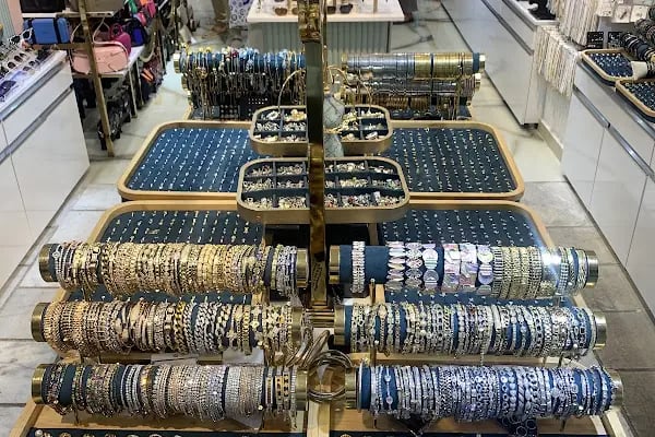 Madam Takı -bijuteri mağazası - Piercing - Steel Jewelry - Bag - Resim 5