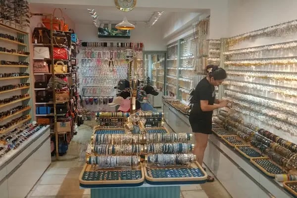 Madam Takı -bijuteri mağazası - Piercing - Steel Jewelry - Bag - Resim 8