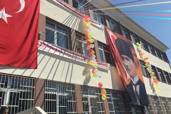 Nihat Başakar İlkokulu - Resim 7