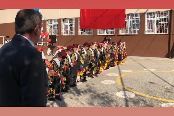Nihat Başakar İlkokulu - Resim 16