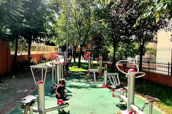 Ataşehir Belediyesi Osmanağa Parkı - Resim 3