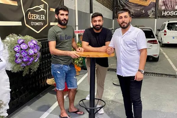 Özerler Rent a Car / Otomotiv Kıbrıs Caddesi Şube:1 - Resim 15