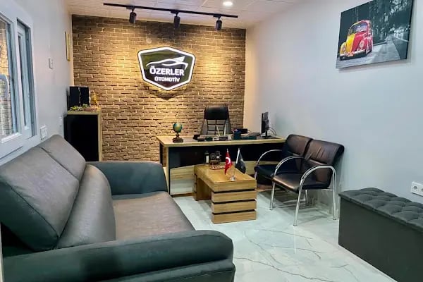 Özerler Rent a Car / Otomotiv Kıbrıs Caddesi Şube:1 - Resim 2