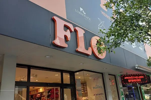FLO Alanya Cadde Mağazası - Resim 15