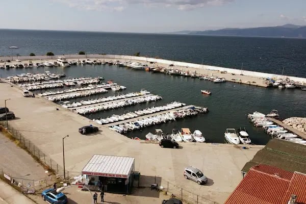 Kurşunlu Yat Limanı - Resim 9