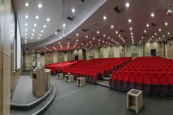 Sakarya Üniversitesi Hukuk Fakültesi Konferans Salonu - Resim 13