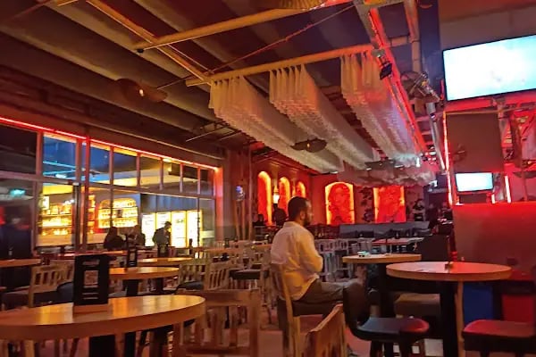 Cafe Extrablatt - Resim 9