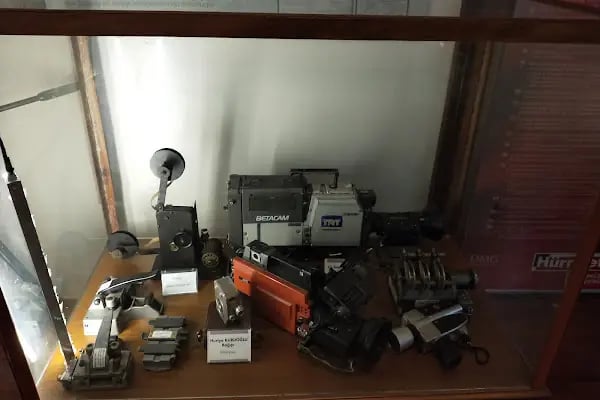 İzmir Basın Anı Evi - Resim 10