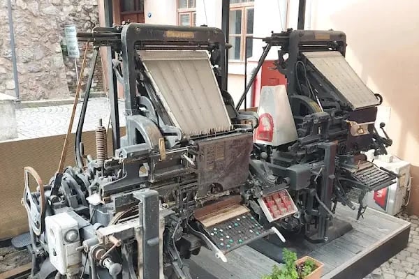 İzmir Basın Anı Evi - Resim 9